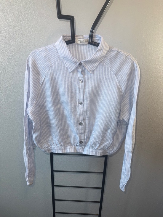 Rachel Zoe Tops - Rachel Zoe Pale Blue & White Striped Cropped Button Front Shirt